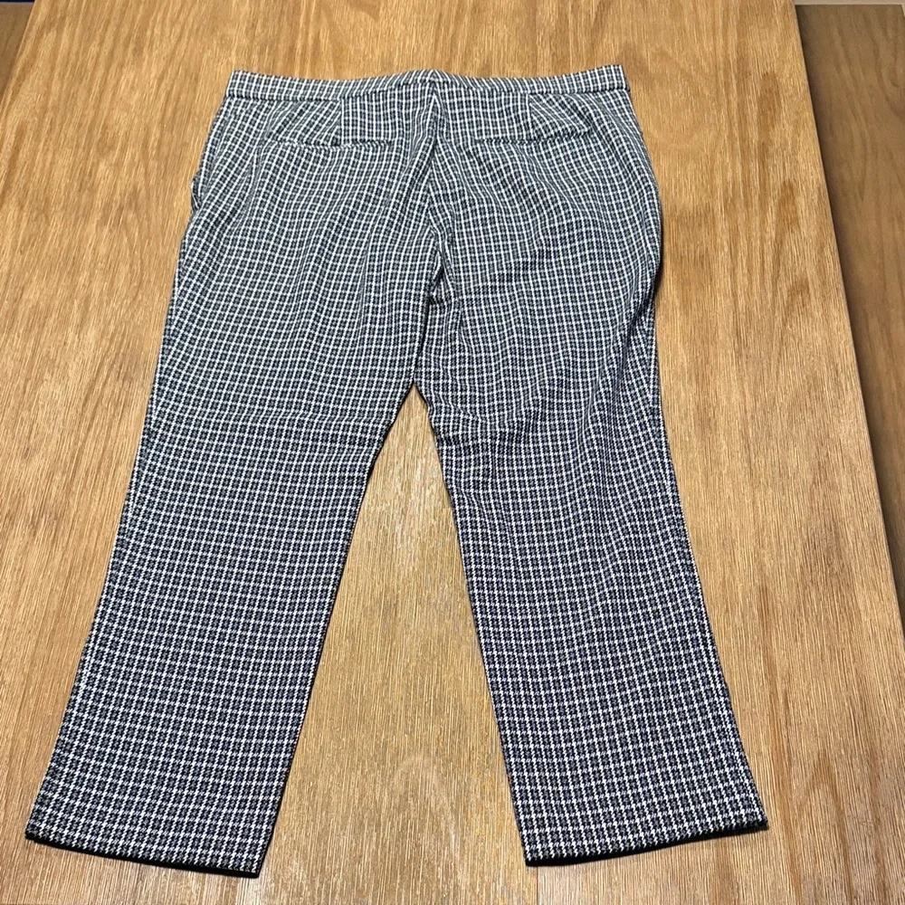Black and White Checkered Ankle Pants - Picture 2 of 2